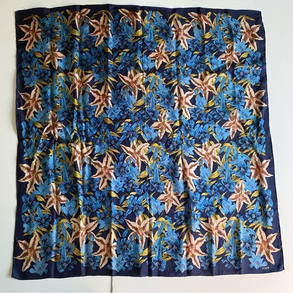 Echo Blue Floral Decorative Print Scarf - Picture 2 of 5